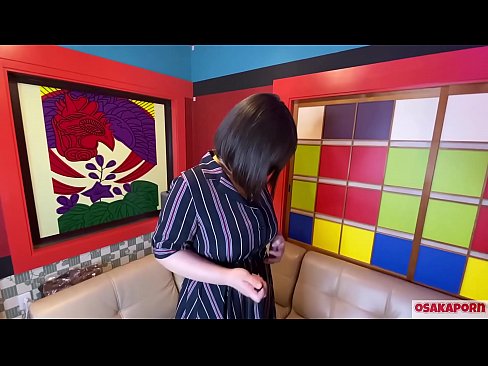 ❤️ Јапонската слатка со големи цицки мастурбира со секс играчки и доживува оргазам. Таа во едно интервју зборува за своето ебано искуство. Огромни цицки и влакнести пички кои силно стенкаат. Осакапорн ☑ Анално видео на mk.gaypornforyou.ru ❌❤